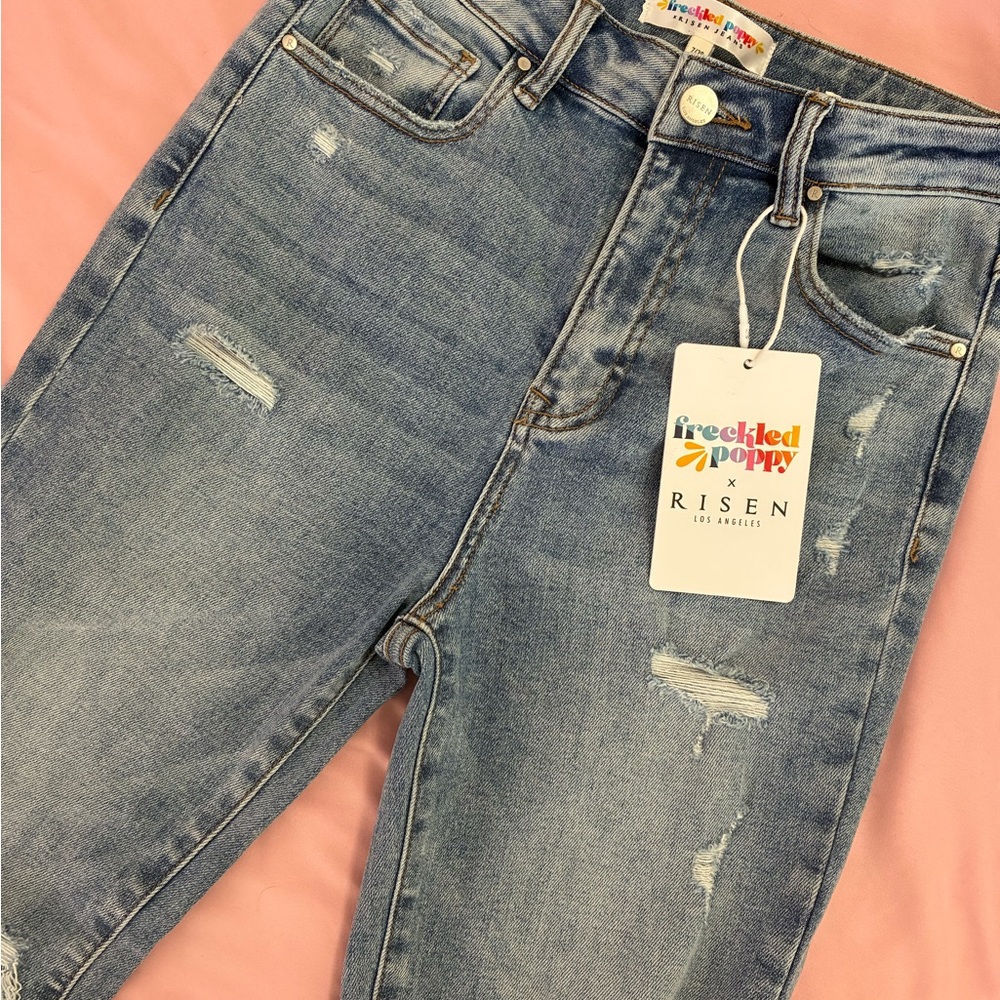 ✨ Freckled Poppy Risen Jeans NWT ✨